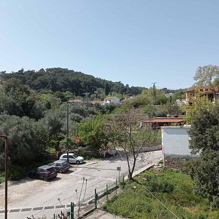 Christos Center Rooms Raches  Екстериор снимка