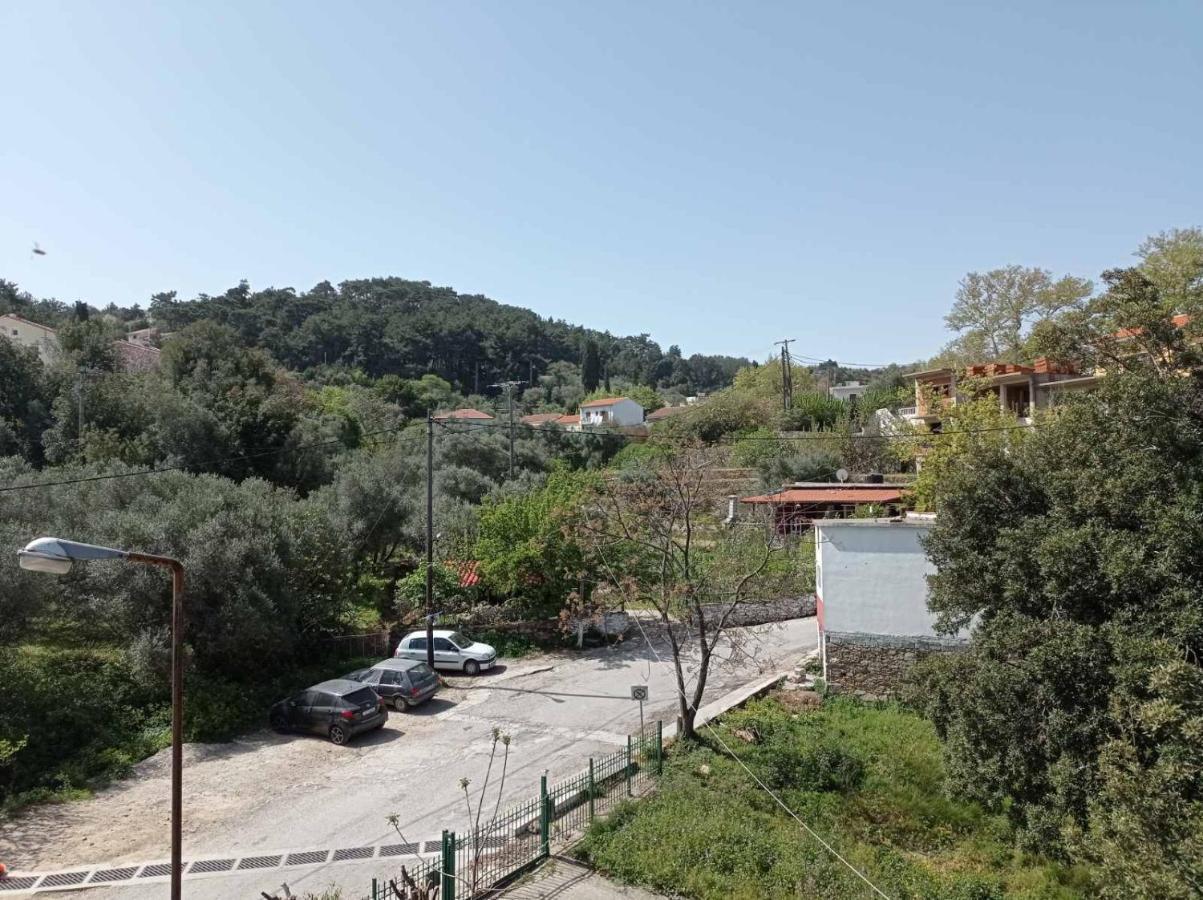 Christos Center Rooms Raches  Екстериор снимка